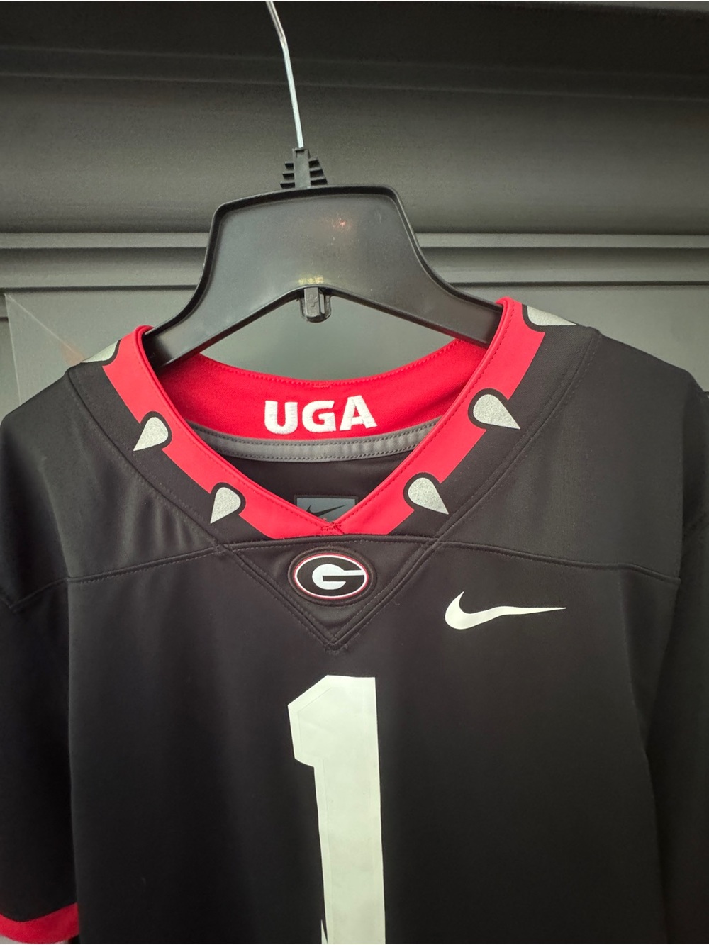 Nike Black & Red Georgia/UGA Bulldogs #1 football Jersey like new! Adult Small - Picture 2 of 8